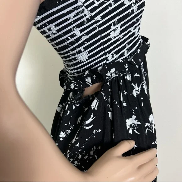 FREE PEOPLE REVOLVE BLACK FLORAL PRINT WIDE-LEG JUMPSUIT - Picture 6 of 11